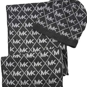 Michael Kors Scarf & Hat Set